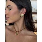 BRINCO CHAPINHA QUADRADA M BANHADO A OURO