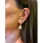 BRINCO ARGOLA PINGENTE RETANGULAR CRAVEJADO BANHADO A OURO 