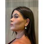 BRINCO ARGOLA PINGENTE RETANGULAR CRAVEJADO BANHADO A OURO 