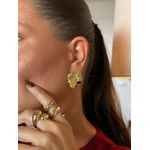 BRINCO CHAPA MARTELADA P BANHADO A OURO 