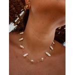 CHOKER PEROLA BARROCA E BOLINHAS BANHADA A OURO 