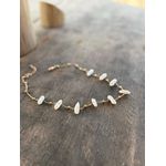 CHOKER PEROLA BARROCA E BOLINHAS BANHADA A OURO 