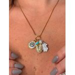 COLAR GRAVATA DIAMANTADA E PATUÁ BANHADO A OURO