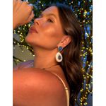 BRINCO CHAPA DUPLA PEROLADO E JADE AZUL BANHADO A OURO