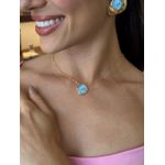 COLAR PINGENTE RESINADO AZUL BANHADO A OURO