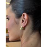 BRINCO ARGOLA TREND LISTRADA BANHADO A OURO