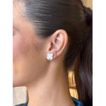 BRINCO TREVO RESINADO BRANCO BANHADO A OURO