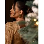 BRINCO CHAPA QUADRADA MARTELADA BANHADO A OURO