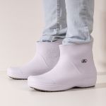 Bota Cano Curto Antiderrapante BB85 Branco Soft Works