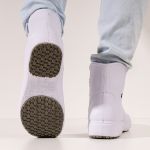 Bota Cano Curto Antiderrapante BB85 Branco Soft Works