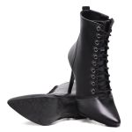 Bota Cano Médio Cadarço Preto Cecilia