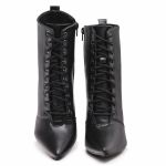 Bota Cano Médio Cadarço Preto Cecilia