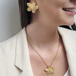 CONJUNTO FLOR DOURADA