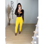 Calça reta alfaiataria amarela