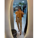 Blusa babado caramelo