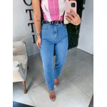 Calça jeans mom média
