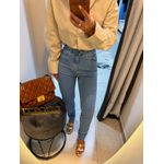 Calça mom elastano média