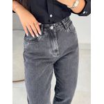 Calça jeans mom vintage