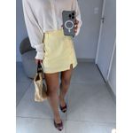 Saia marrant amarelo manteiga