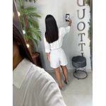 Short risca de giz branco 