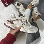 Tenis NB Off Com Vermelho