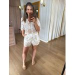 CONJUNTO MAITE EM LESI BORDADO - OFF COM BORDADO BEGE ESCURO