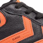 Chuteira de Couro Classic Adulto Trave Campo - Preto/Laranja