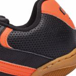 Chuteira de Couro Classic Adulto Sola Futsal de Borracha - Preto/Laranja