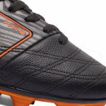 Chuteira Prime Trave Campo de Couro Adulto - Preto/Laranja