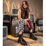 Bota Tratorada Meggie Chelsea Estilo Veggie Preto