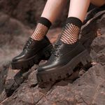 Sapato Oxford Tratorado Estilo Veggie Rolly Preto