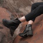 Bota Plataforma Emeliê Preto