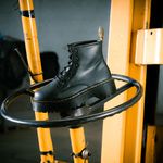 Coturno Estilo Inglês Cano Mid Preto