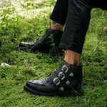 New Creeper Bico Fino Estilo Veggie Elvira Preto