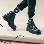 Coturno Estilo Inglês Atena Preto