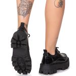 Sapato Tratorado Estilo Veggie Verniz Croco Fiorenze Preto