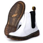 Bota Chelsea Estilo Veggie Verniz Branco Baixa