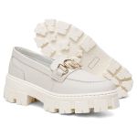 Mocassim em Couro Elisa Anita Detalhe em Metal Off White