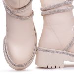 Coturno Feminino Winter Off White Com Aplique Em Strass Sola Antiderrapante