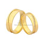Aliança De Casamento Em Ouro 18k Com Diamantes
