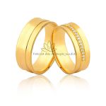 Aliança De Noivado Em Ouro 18k Com Diamantes