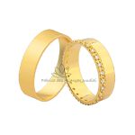 Aliança Em Ouro 18k Com Diamantes Na Lateral