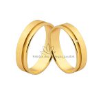 Aliança Em Ouro 18k Com Friso Lateral e Diamante
