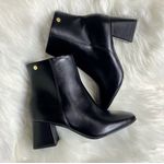 Bota Feminina Salto Bloco Baixa Cano Médio Preta