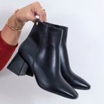 Bota Feminina Salto Bloco Baixa Cano Médio Preta
