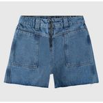 Shorts Feminino Mom Recorte E Barra Desfiada Em Jeans 100% Algodão - ENFIM