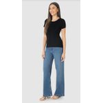 Blusa Básica Feminina Decote Redondo Em Viscose Stretch