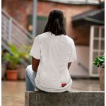 Camiseta Unissex em Algodão Estampa Cupido Love Branca