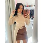 BLUSA ASSIMÉTRICA EM POLIAMIDA