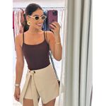 SHORTSAIA COM AMARRAÇÃO LATERAL